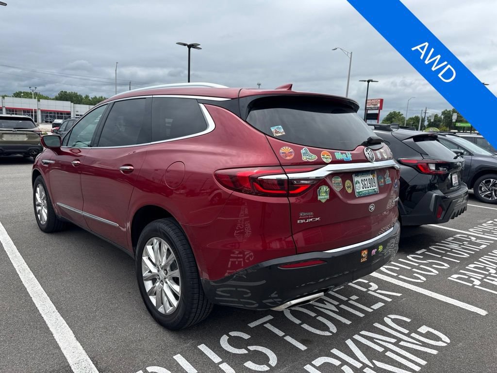 Used 2018 Buick Enclave Essence w/ Trailering Package AWD/4WD image 9