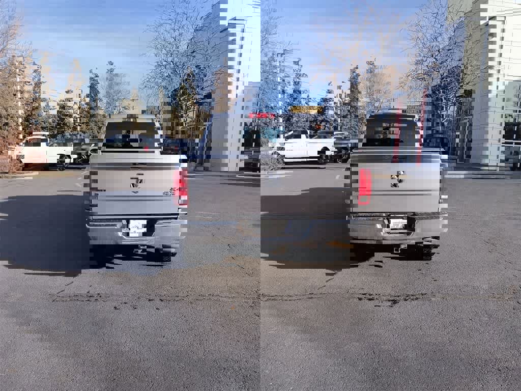 Used 2023 RAM 1500 Classic SLT image 5