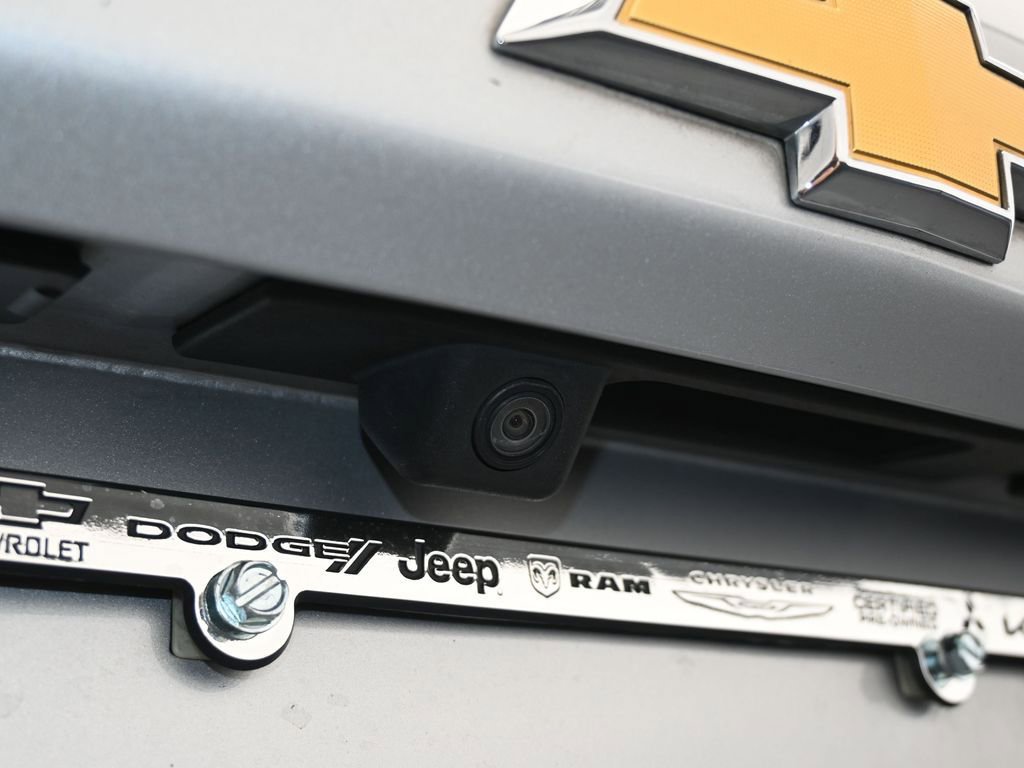 Used 2020 Chevrolet Equinox LS image 32