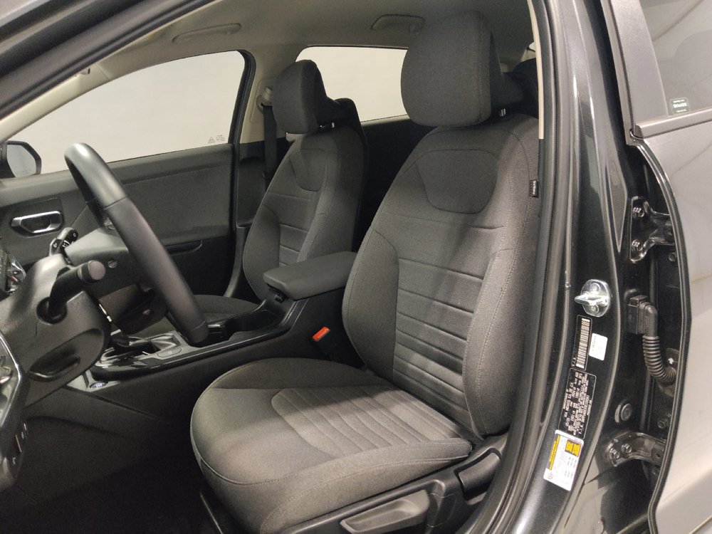 Used 2025 Kia K4 EX FWD image 17