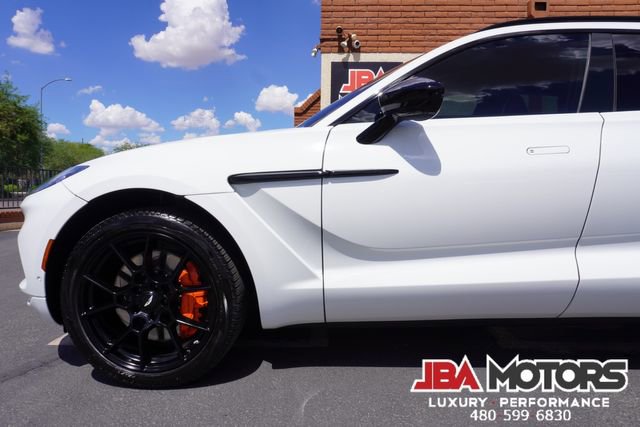 Used 2022 Aston Martin DBX image 25