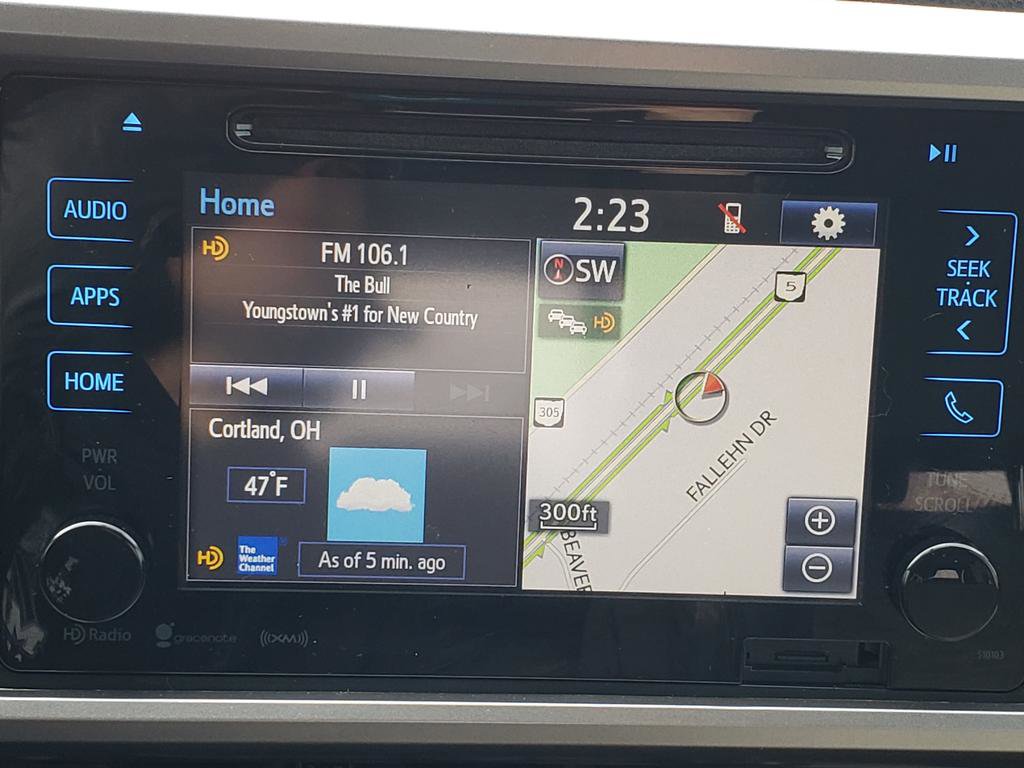 Used 2017 Toyota Tacoma SR5 w/ Tow Package image 19