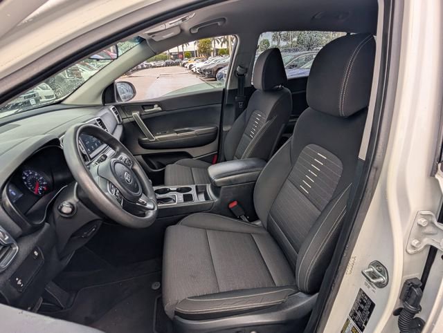 Used 2018 Kia Sportage LX w/ LX Popular Package image 5