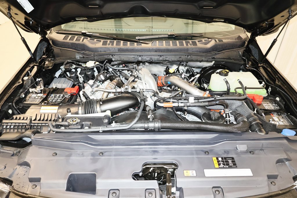 New 2025 Ford F350 Lariat w/ Lariat Ultimate Package image 37