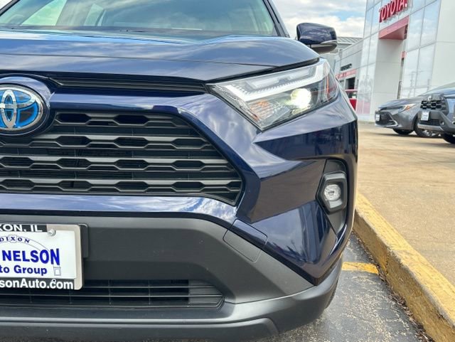Used 2023 Toyota RAV4 XLE Premium image 4