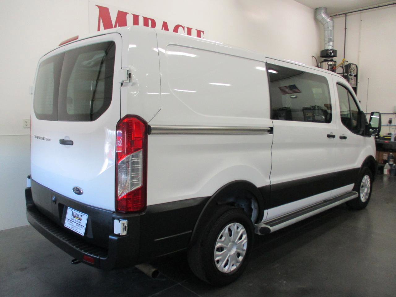 Used 2024 Ford Transit 250 Low Roof w/ Exterior Upgrade Package image 7