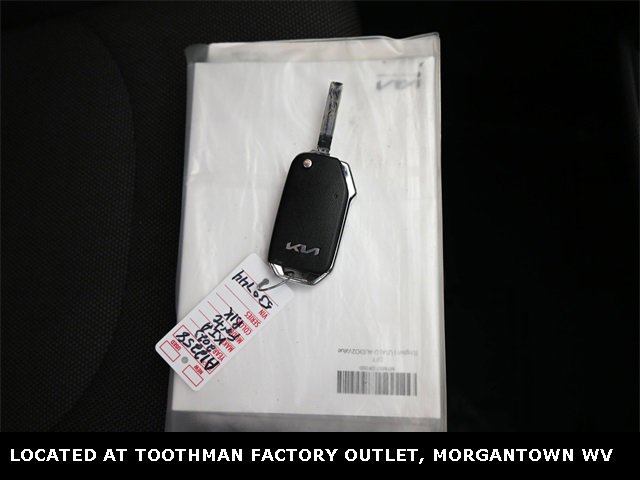 Used 2023 Kia Forte LXS w/ LXS Technology Package image 10