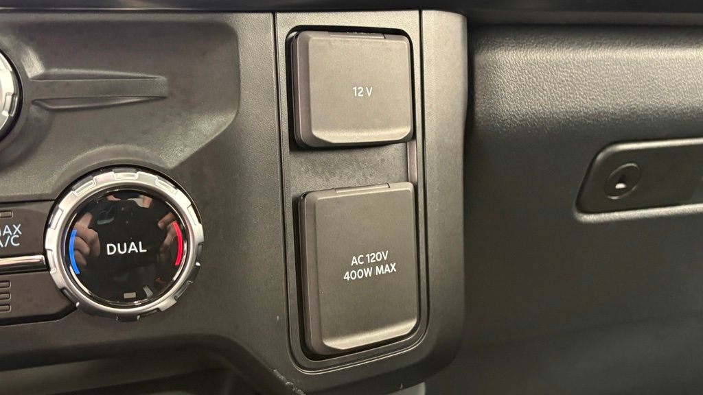 Certified 2025 Ford F350 Lariat w/ Lariat Ultimate Package AWD/4WD image 46
