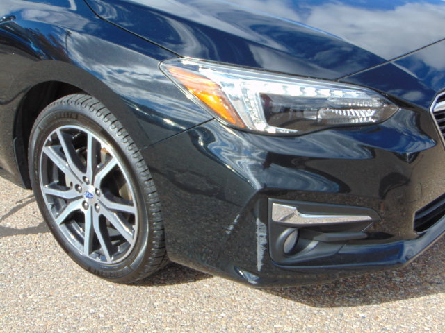 Used 2017 Subaru Impreza 2.0i Limited AWD/4WD image 2
