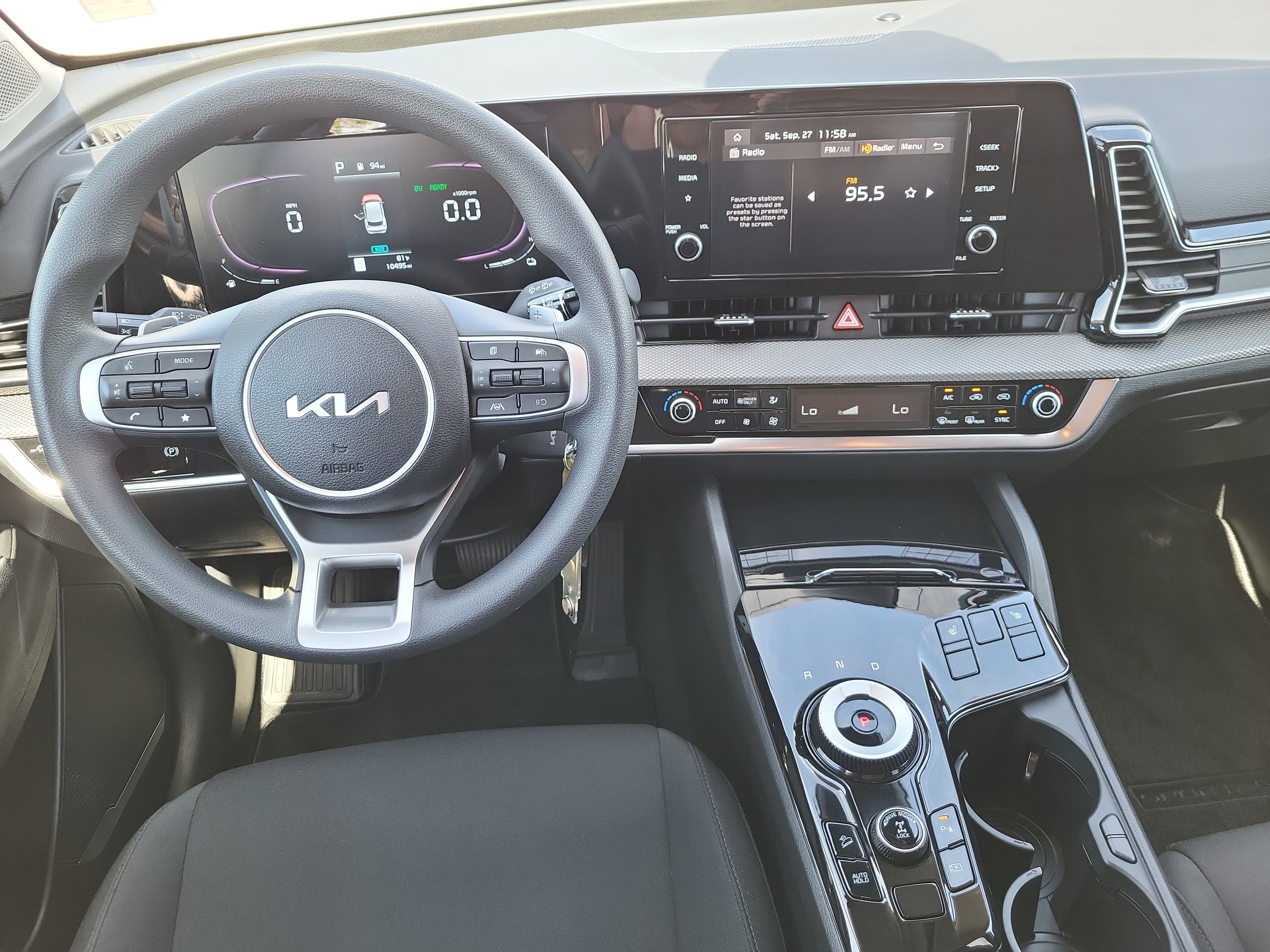 Used 2023 Kia Sportage LX image 10