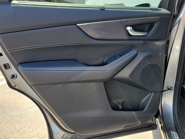 Used 2024 Acura MDX SH-AWD w/ Advance Package image 17