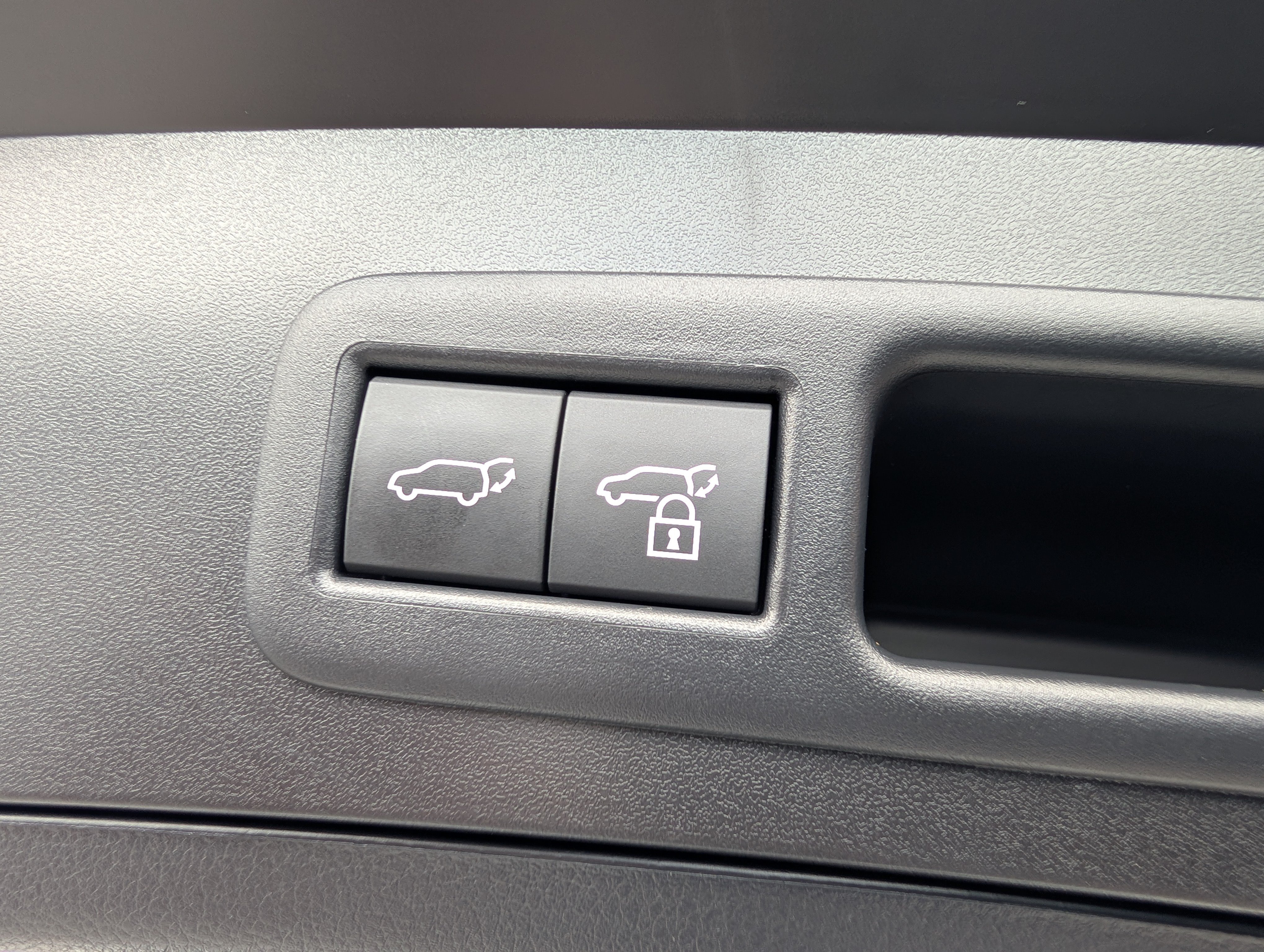 Used 2025 Lexus UX 300h AWD w/ Accessory Package (Z1) image 14