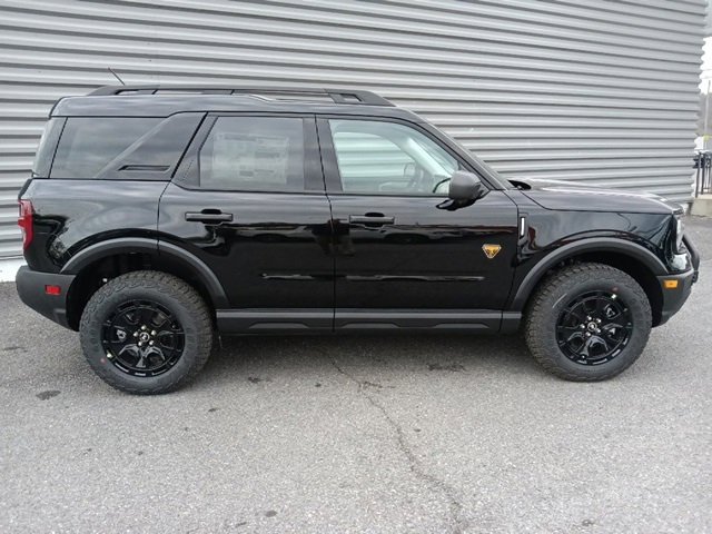 New 2025 Ford Bronco Sport Badlands w/ Sasquatch Badlands Package image 2