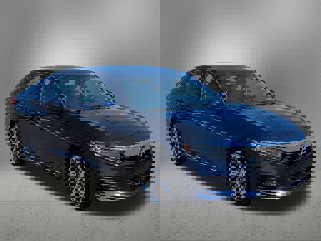 Used 2018 Honda Accord Touring image 8