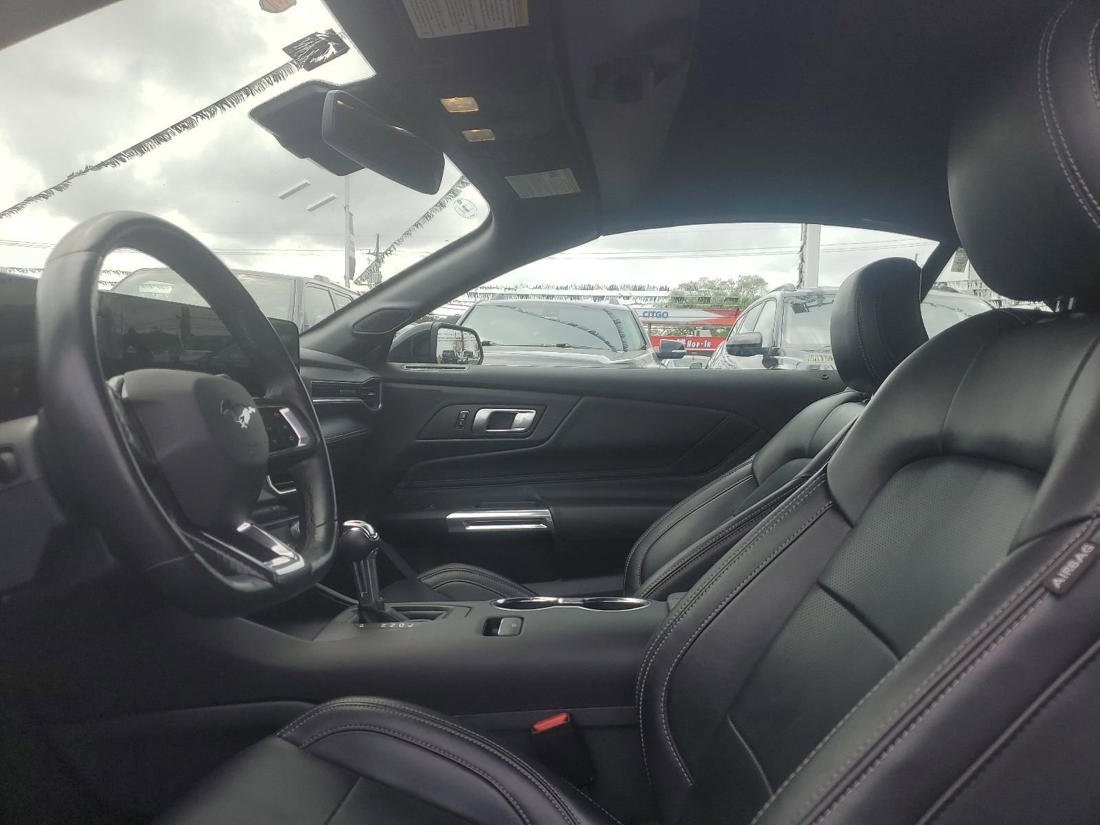 Used 2025 Ford Mustang Premium image 8