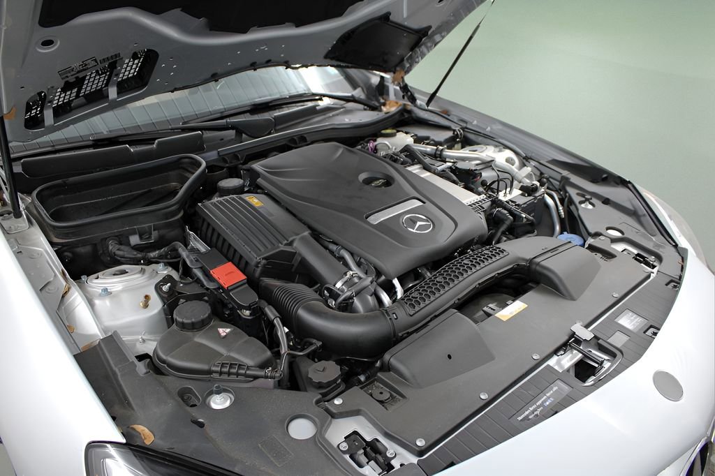 Used 2019 Mercedes-Benz SLC 300 image 31