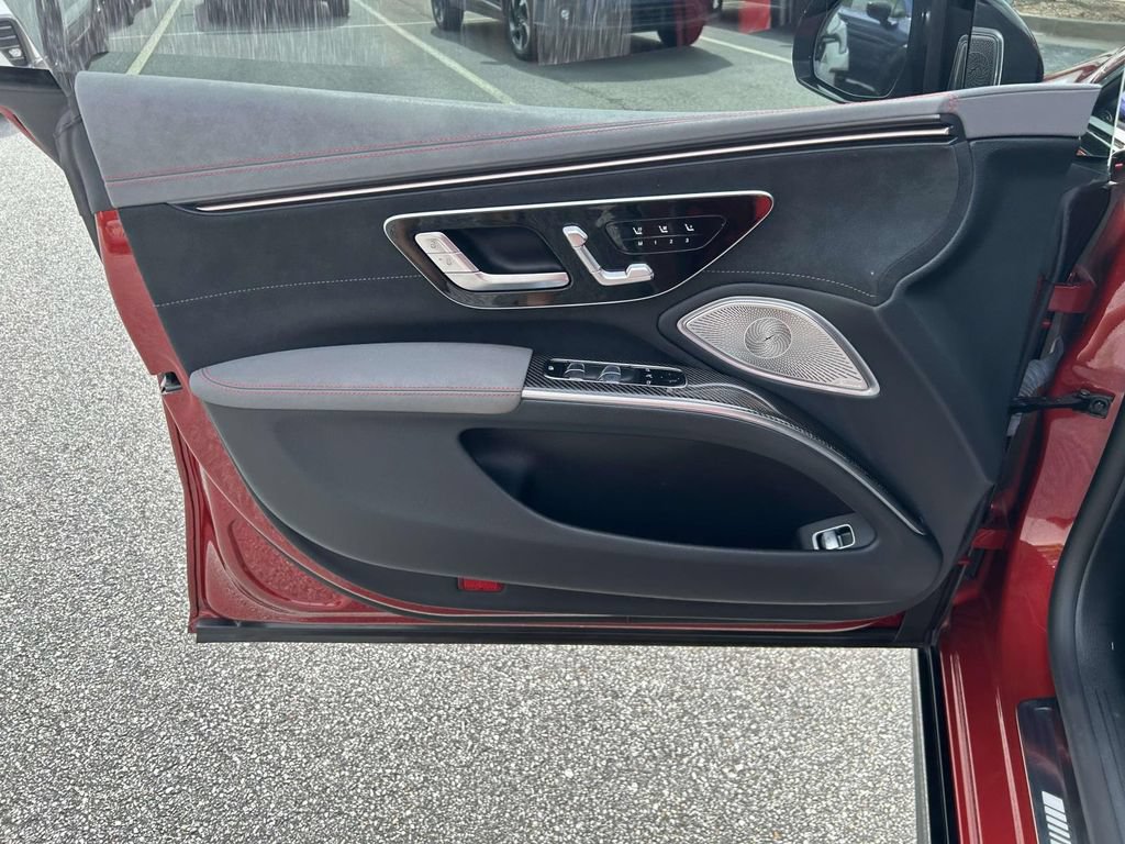 Used 2022 Mercedes-Benz EQS AMG 4MATIC image 16