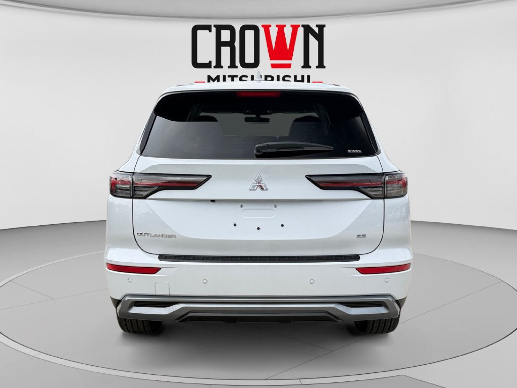 New 2026 Mitsubishi Outlander SE AWD/4WD image 4