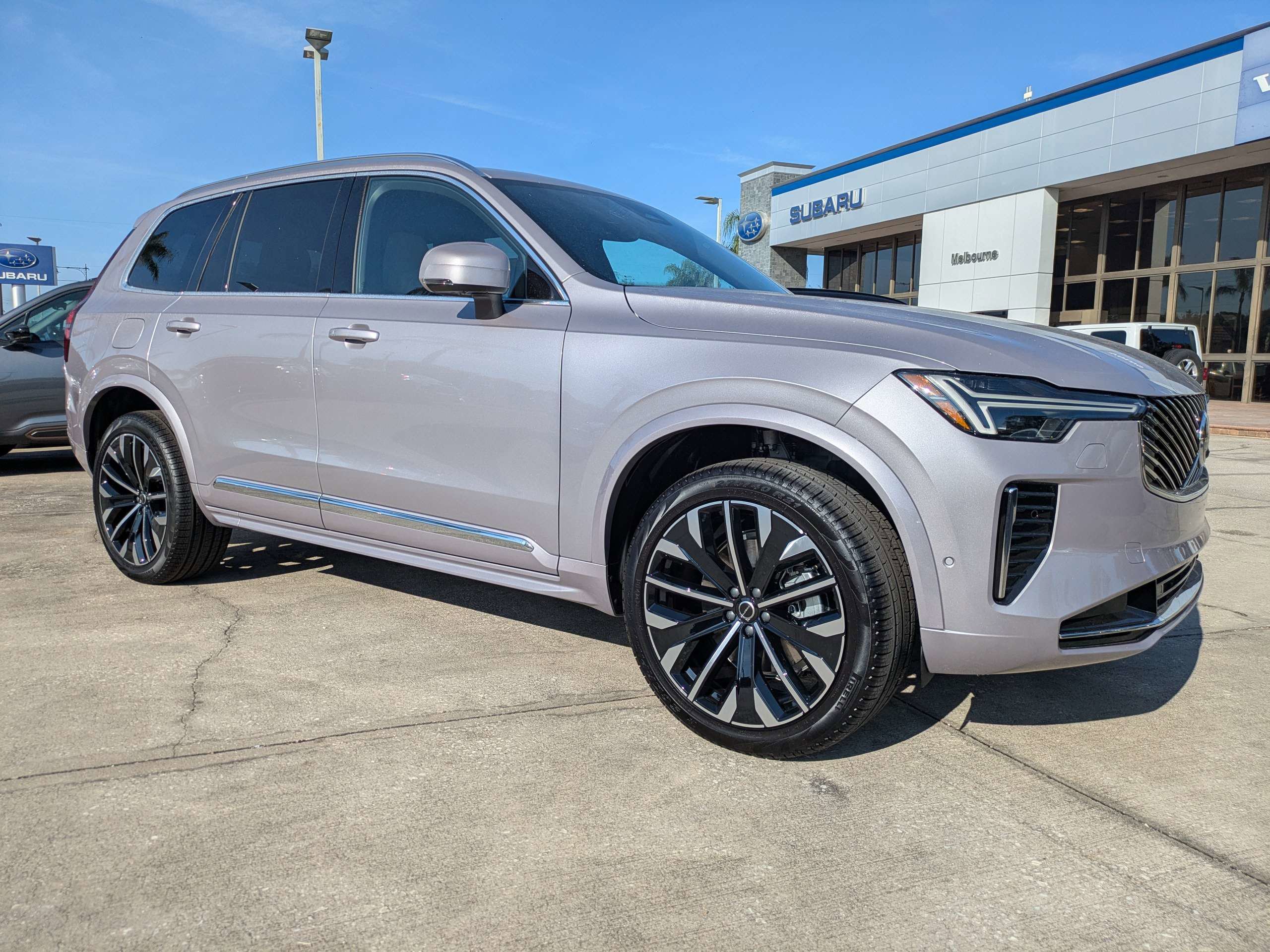 New 2026 Volvo XC90 B6 Plus w/ Protection Package Premier image 2