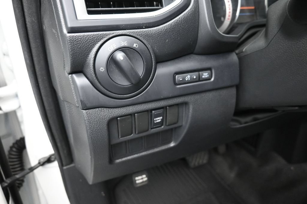 Used 2019 Nissan Titan S w/ S Utility Package AWD/4WD image 11