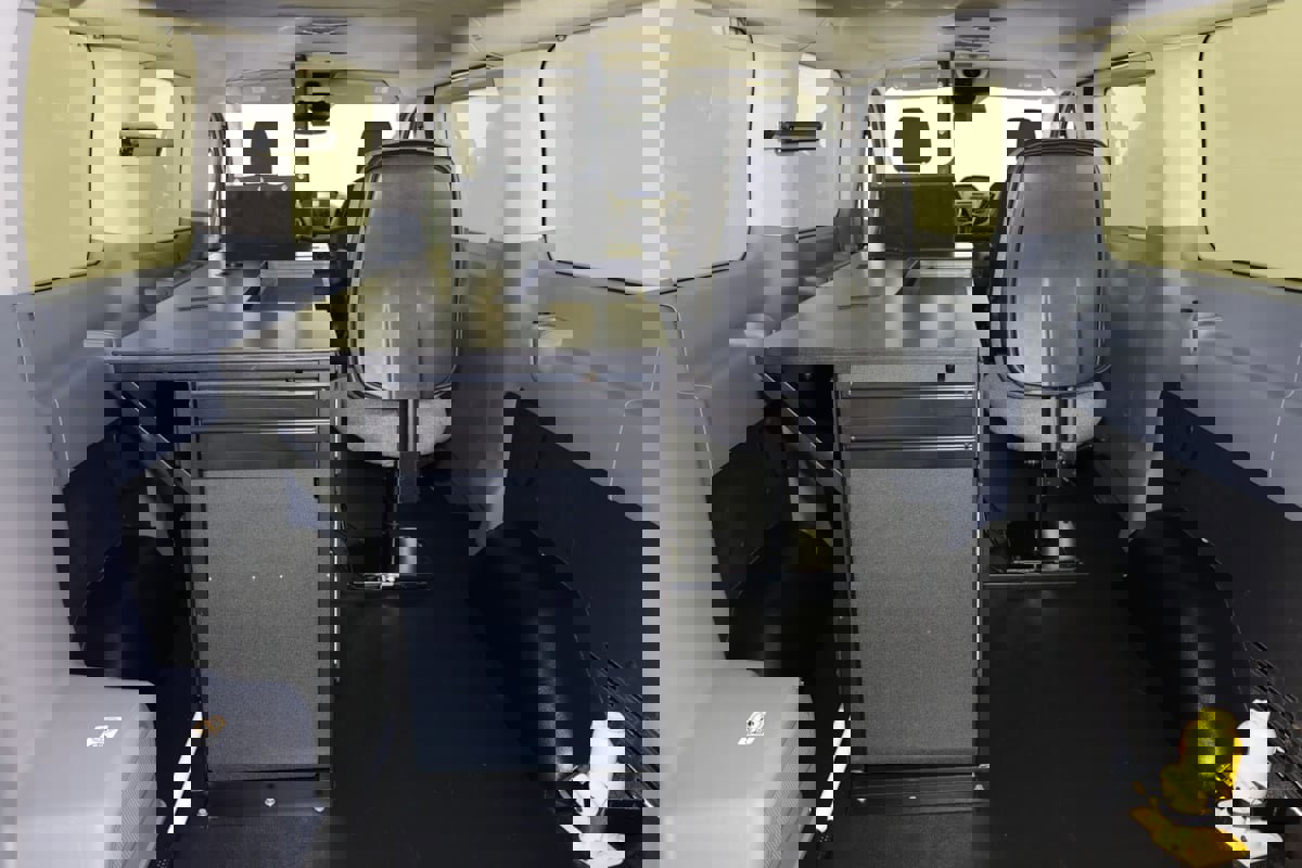 Used 2019 Ford Transit 150 XLT image 16