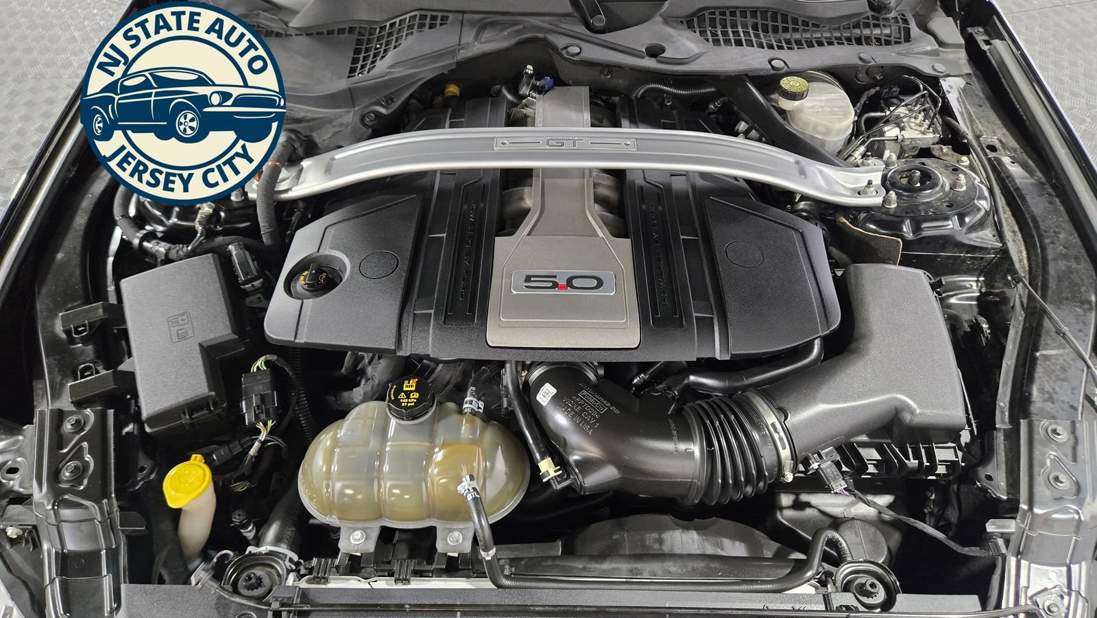 Used 2020 Ford Mustang GT Premium RWD image 9