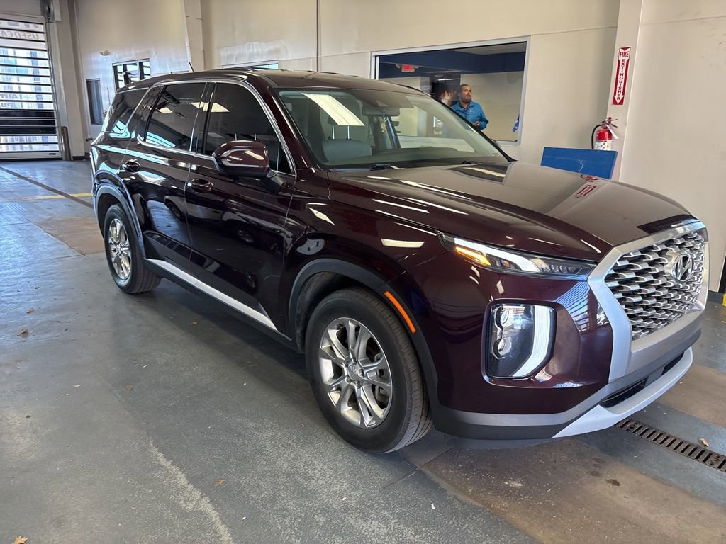 Used 2022 Hyundai Palisade SE image 1