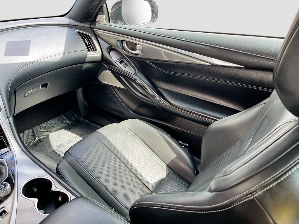 Used 2021 INFINITI Q60 3.0t Luxe w/ Essential Package AWD/4WD image 24