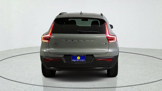 New 2026 Volvo XC40 B5 Plus w/ Protection Package Premier AWD/4WD image 6