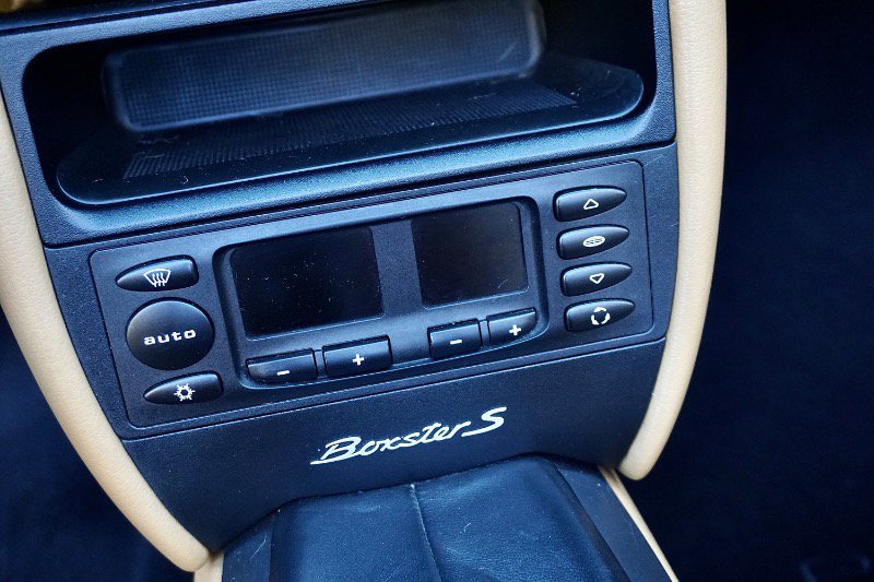 Used 2002 Porsche Boxster S image 58