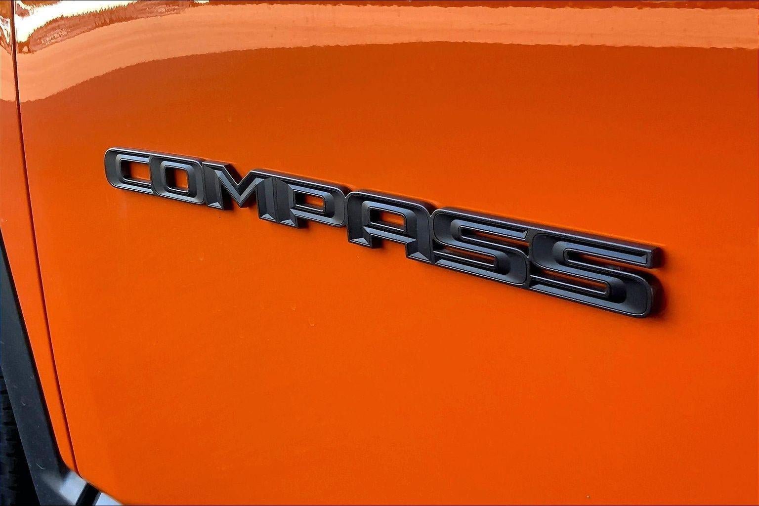 New 2026 Jeep Compass Latitude AWD/4WD image 19