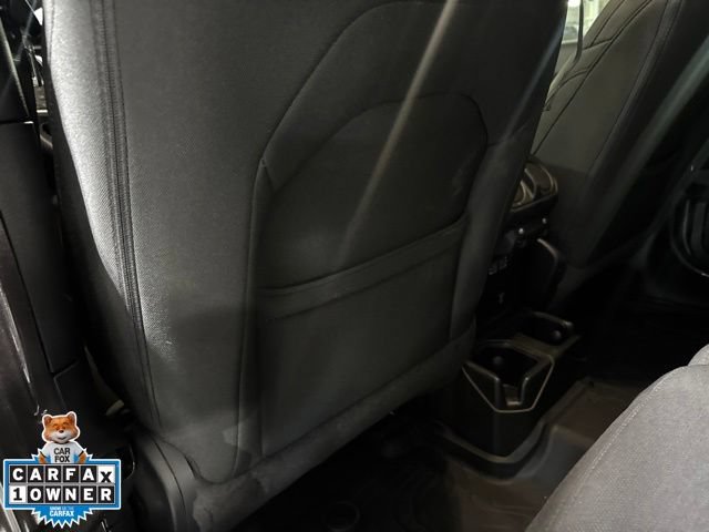 Used 2021 Jeep Wrangler Unlimited Sahara w/ Cold Weather Group AWD/4WD image 33