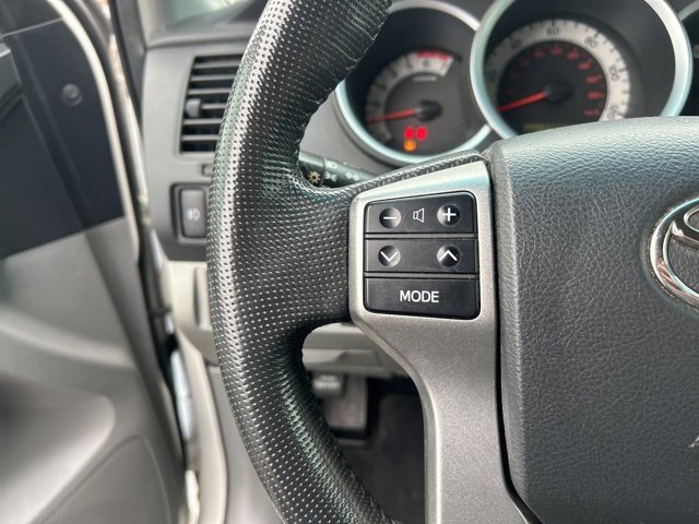 Used 2013 Toyota Tacoma 4x4 Double Cab w/ TRD Off-Road Pkg image 17