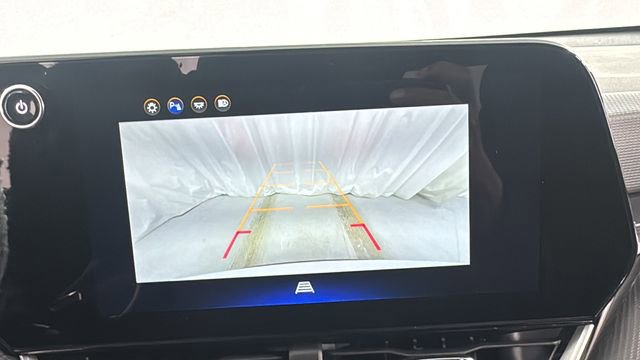 Used 2025 Chevrolet Equinox LT AWD/4WD image 26