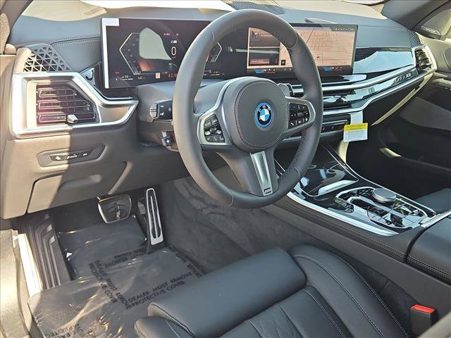 New 2026 BMW X5 xDrive50e w/ M Sport Package AWD/4WD image 3