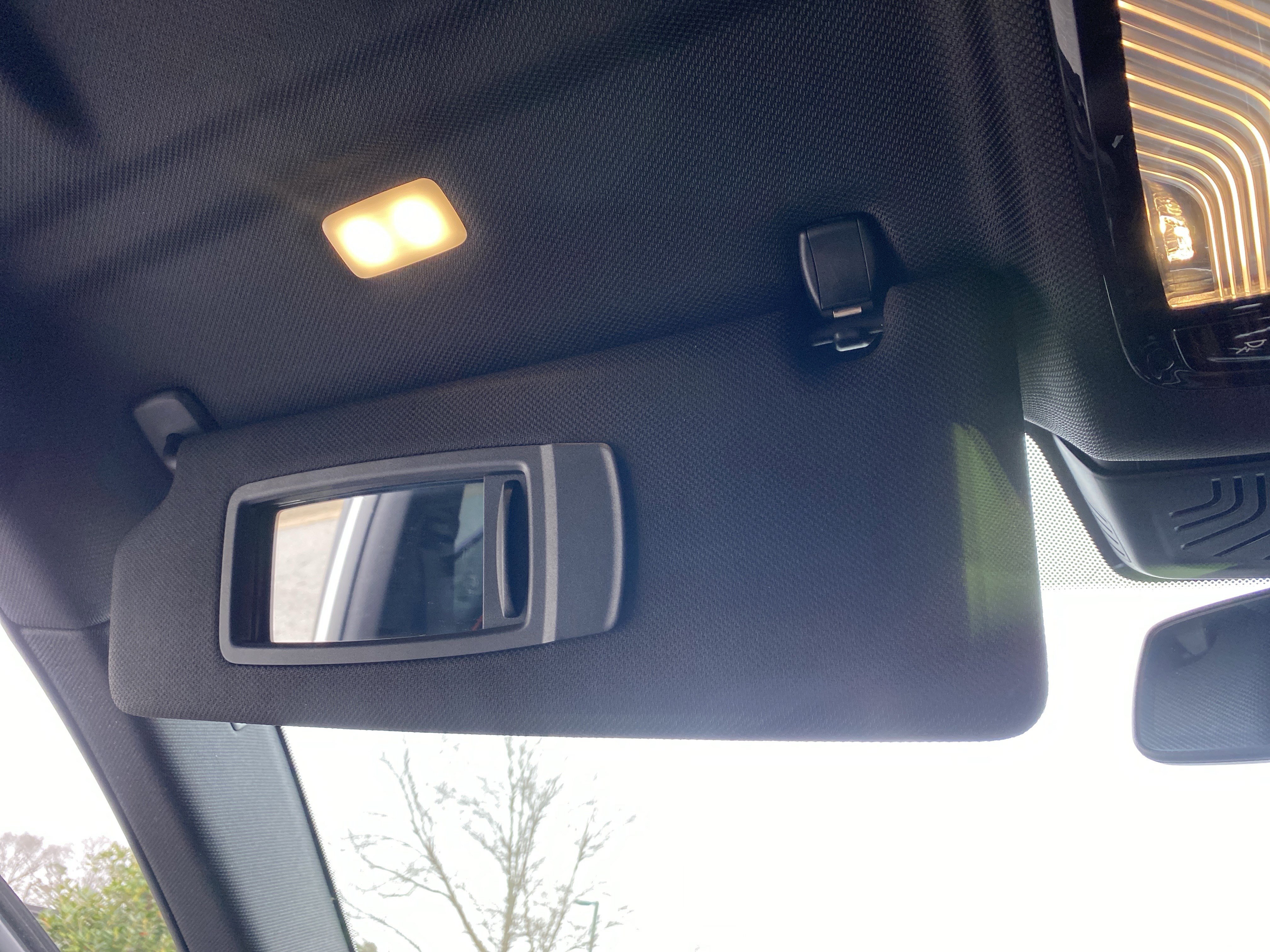 Used 2020 BMW M550i xDrive w/ Premium Package image 32