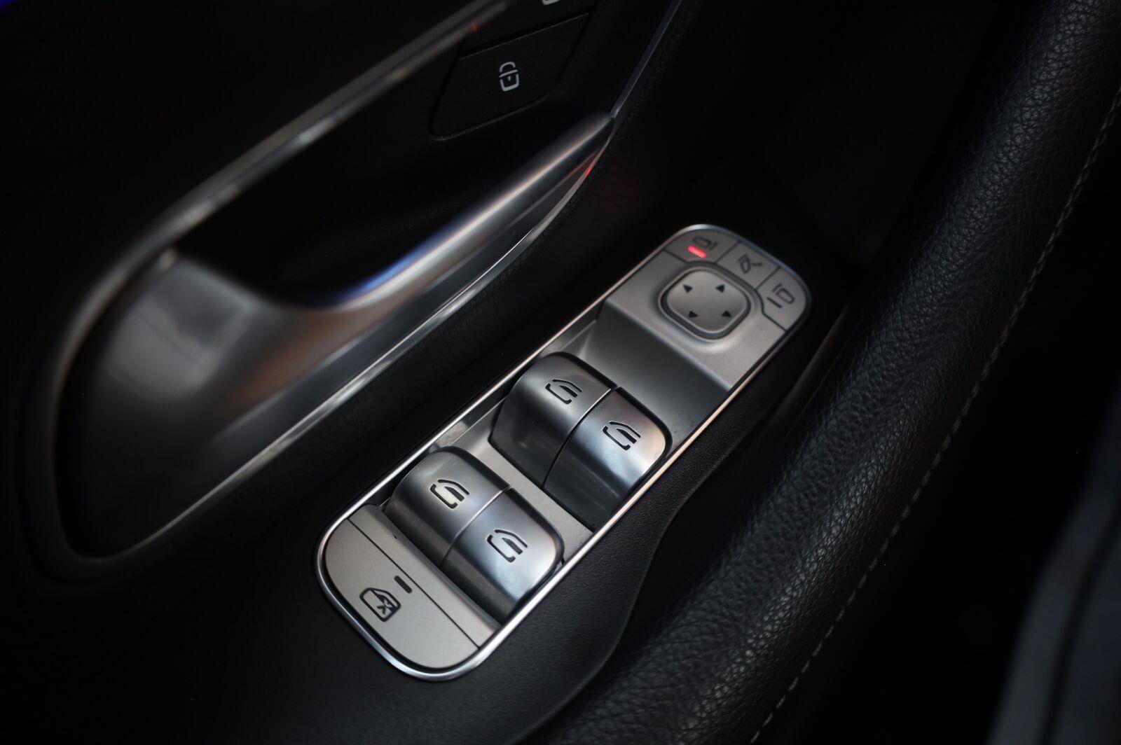 Used 2024 Mercedes-Benz GLE 450e 4MATIC image 39