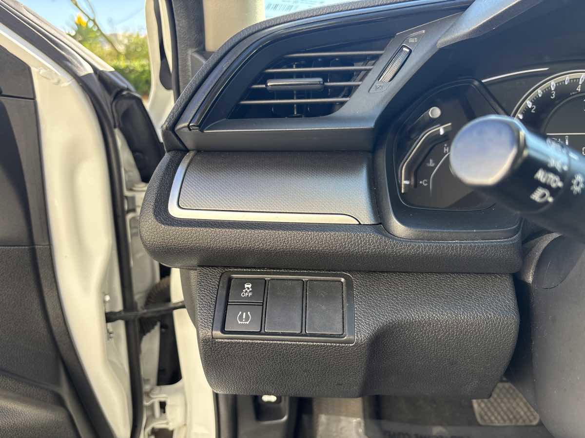 Used 2018 Honda Civic LX image 21