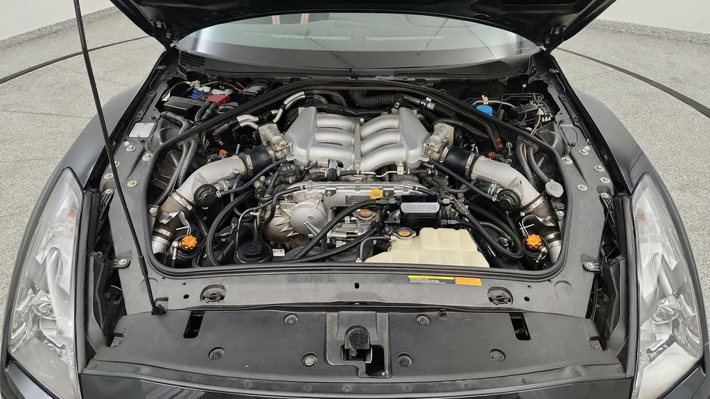 Used 2014 Nissan GT-R Black Edition AWD/4WD image 14