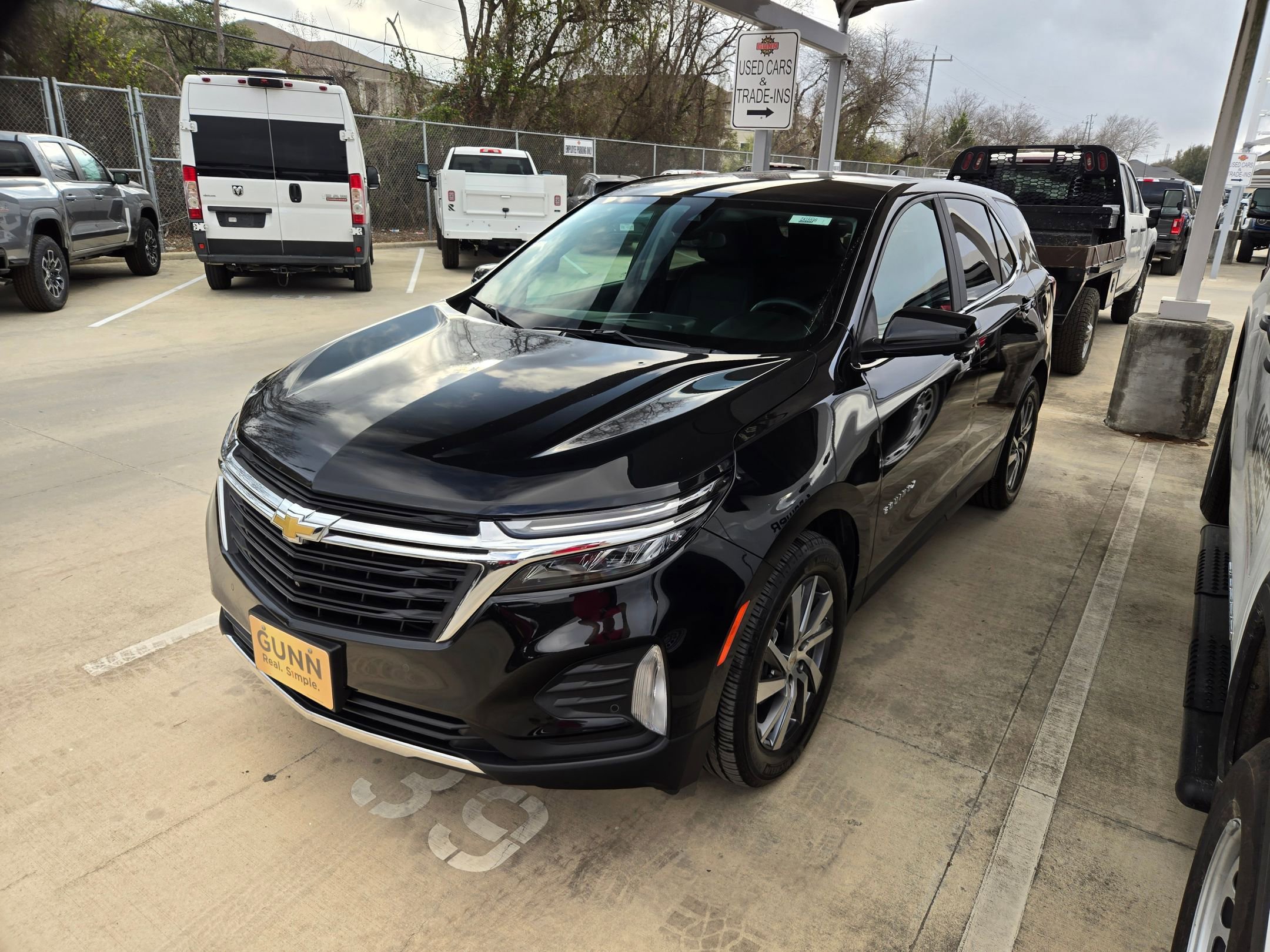 Certified 2024 Chevrolet Equinox LT image 2