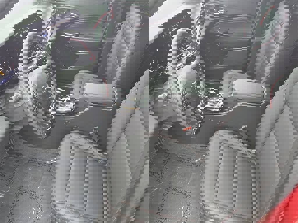 Used 2024 Chevrolet Trax RS image 15