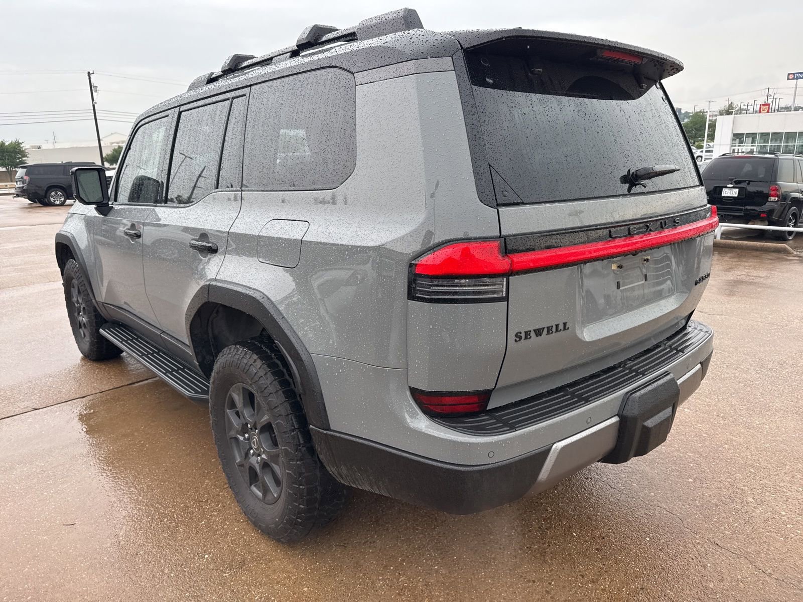 Used 2024 Lexus GX 550 AWD/4WD image 5