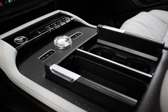 New 2026 Lincoln Navigator Black Label image 48