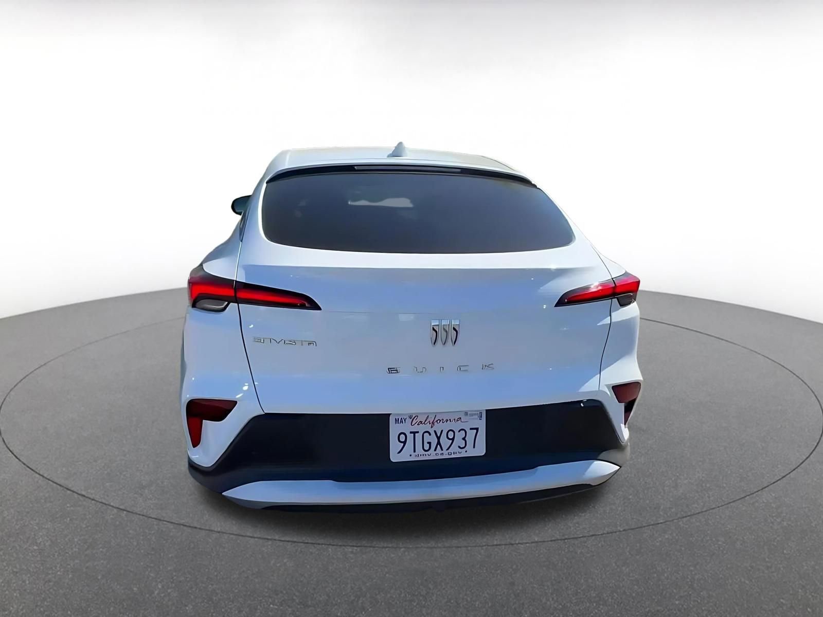 Used 2025 Buick Envista Preferred image 12