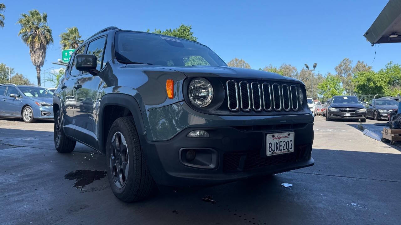 Used 2018 Jeep Renegade Latitude image 6