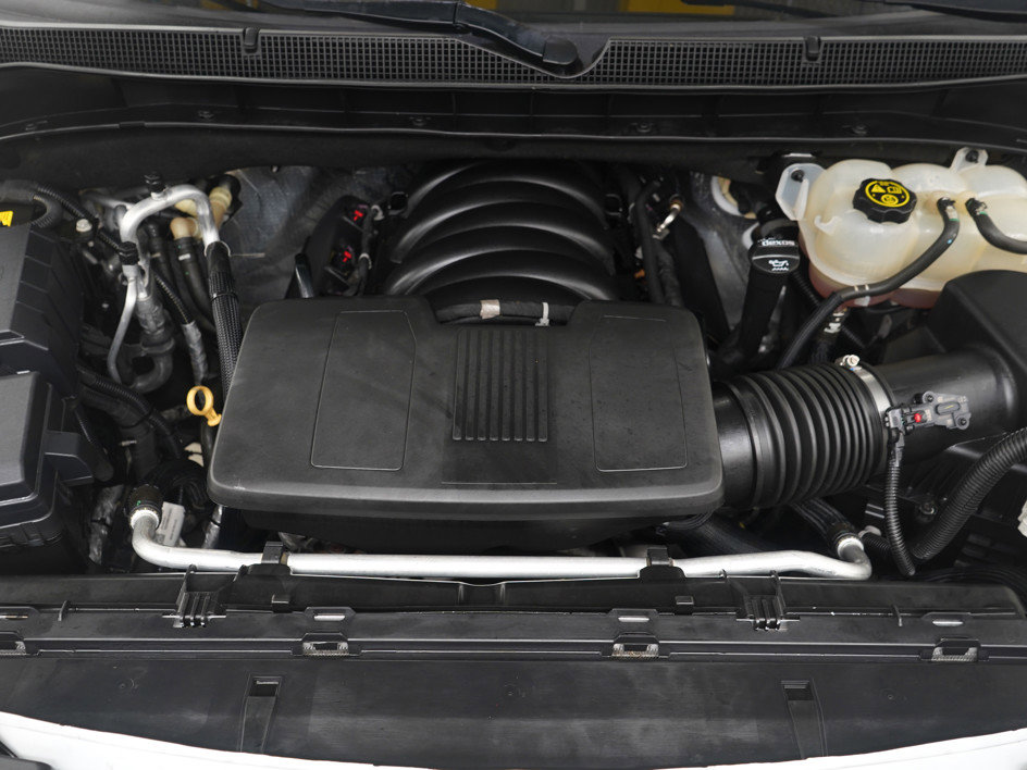 Used 2021 Chevrolet Tahoe LT w/ LT Signature Package image 38