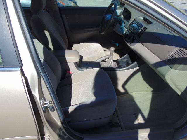 Used 2004 Toyota Camry SE FWD image 16