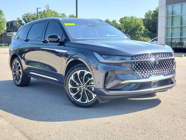 Certified 2024 Lincoln Nautilus Reserve w/ Equipment Group 202A AWD/4WD image 35