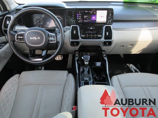 Used 2022 Kia Sorento SX image 11