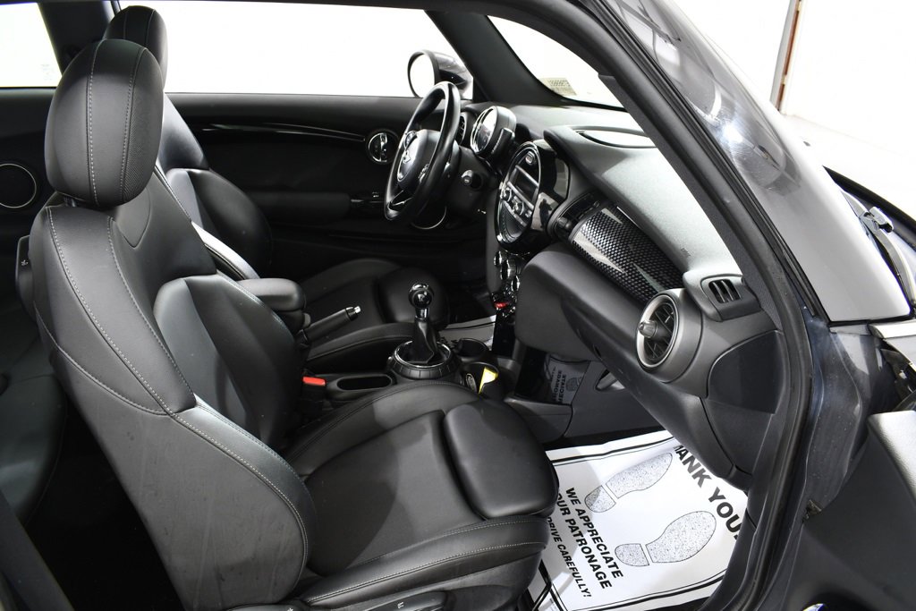 Used 2014 MINI Cooper S image 10